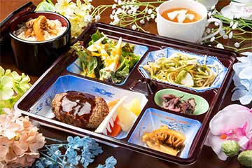 <新宿・池袋発>春味!豪華 松阪牛100%ハンバーグ&竹の子づくし御膳とブランド鉾田メロン2玉などなんと3キロのお土産付!1